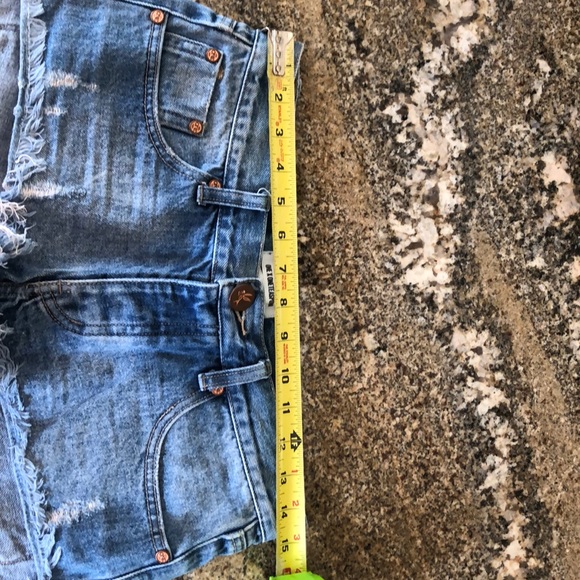 One teaspoon, one X denim shorts, size 24 - Picture 6 of 7